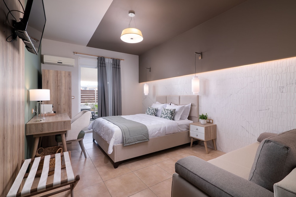 Junior Studio Suite