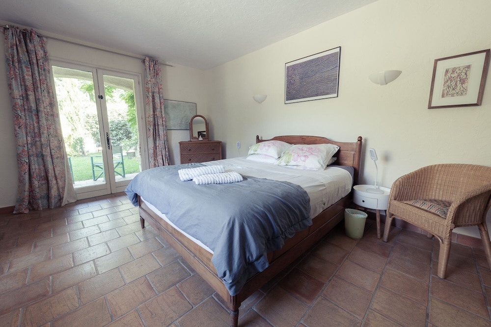 Comfort Triple Room, Private Bathroom, Garden View