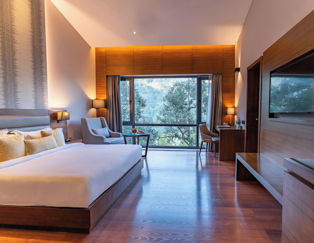 Deluxe Room, 1 Double Bed, Lake View