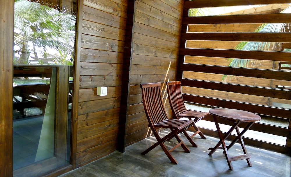 Deluxe Bungalow, 1 King Bed, Sea View, Sea Facing photo 3
