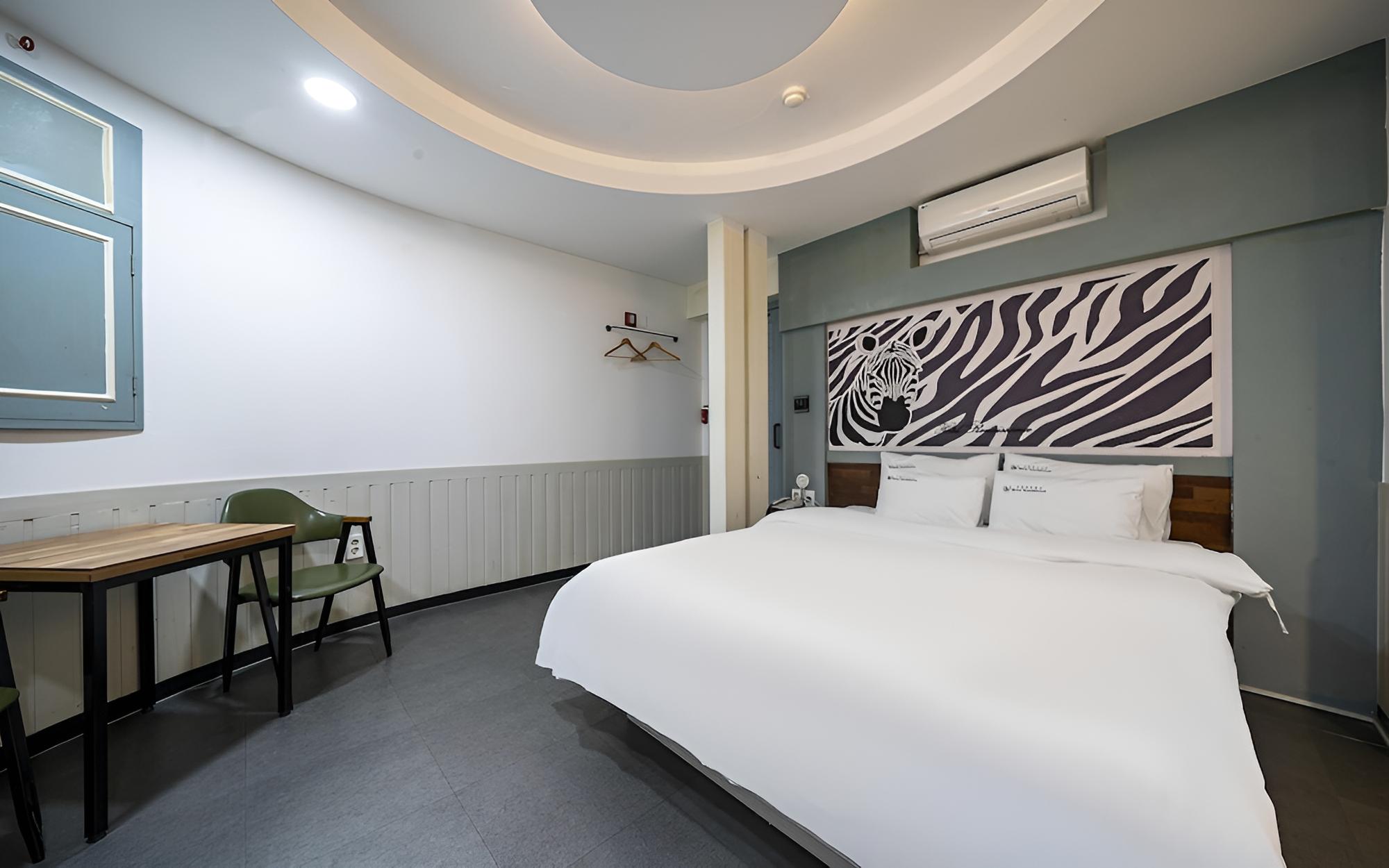 Room (River view room (top quality Ace bed/) - Photo 2