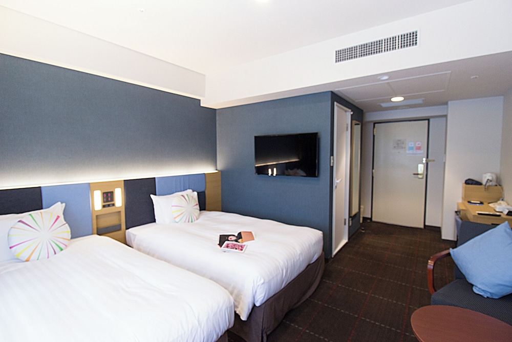 Standard Twin Room, Non Smoking (2 beds) - Photo 9