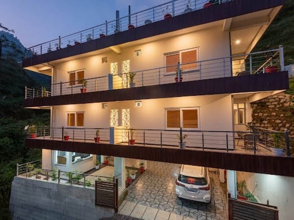 Superior Room, Mountain View