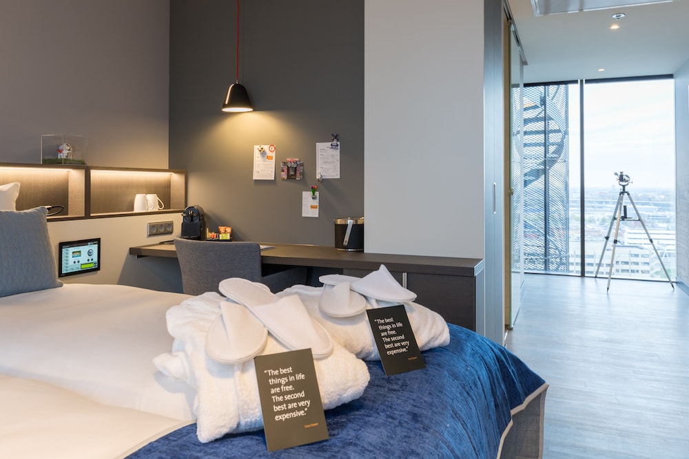 Superior Double Room, City View photo 1