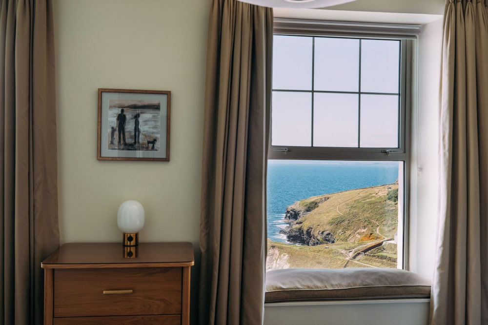 Deluxe Room, 1 Double Bed, Sea View - Photo 9