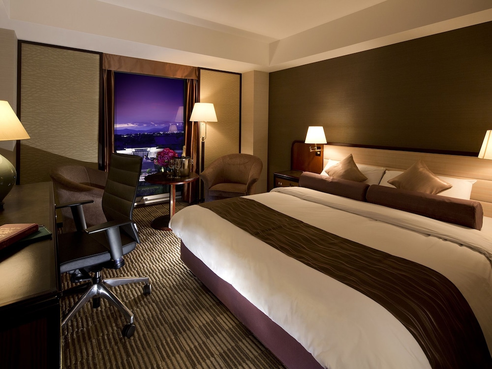 Standard Room, 1 King Bed (Castle View, Minifridge) - Photo 1