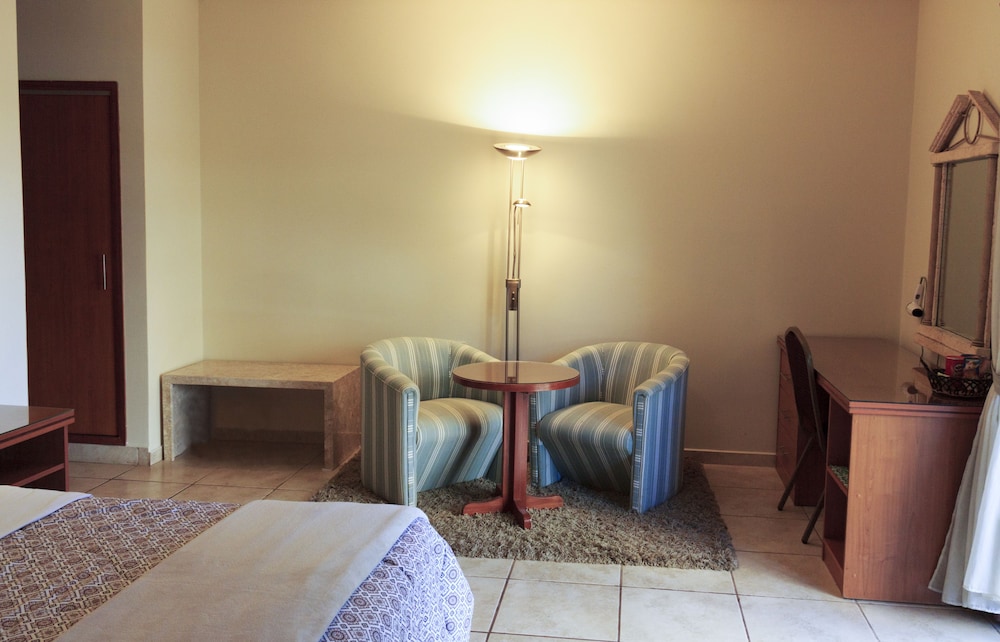 Executive Suite photo 2