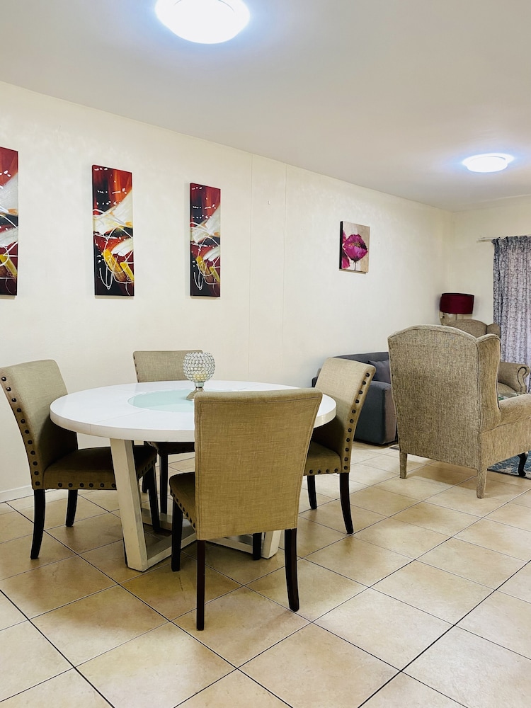 Apartment photo 3