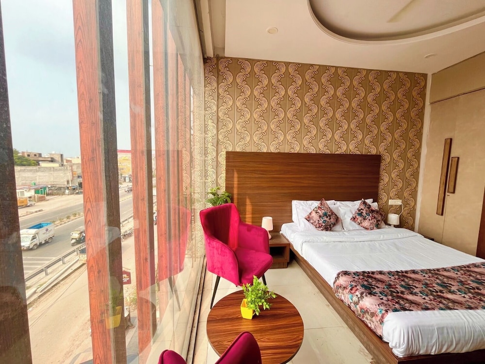 Double or Twin Room photo 1