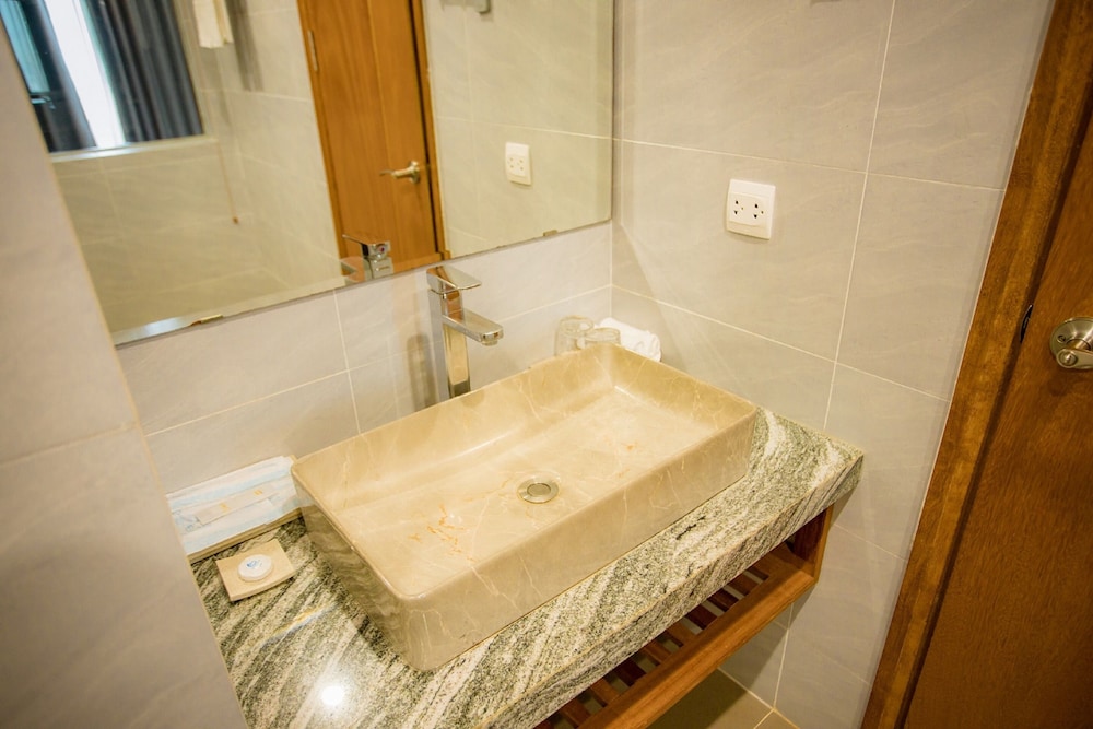 Deluxe Twin Room - Photo 3
