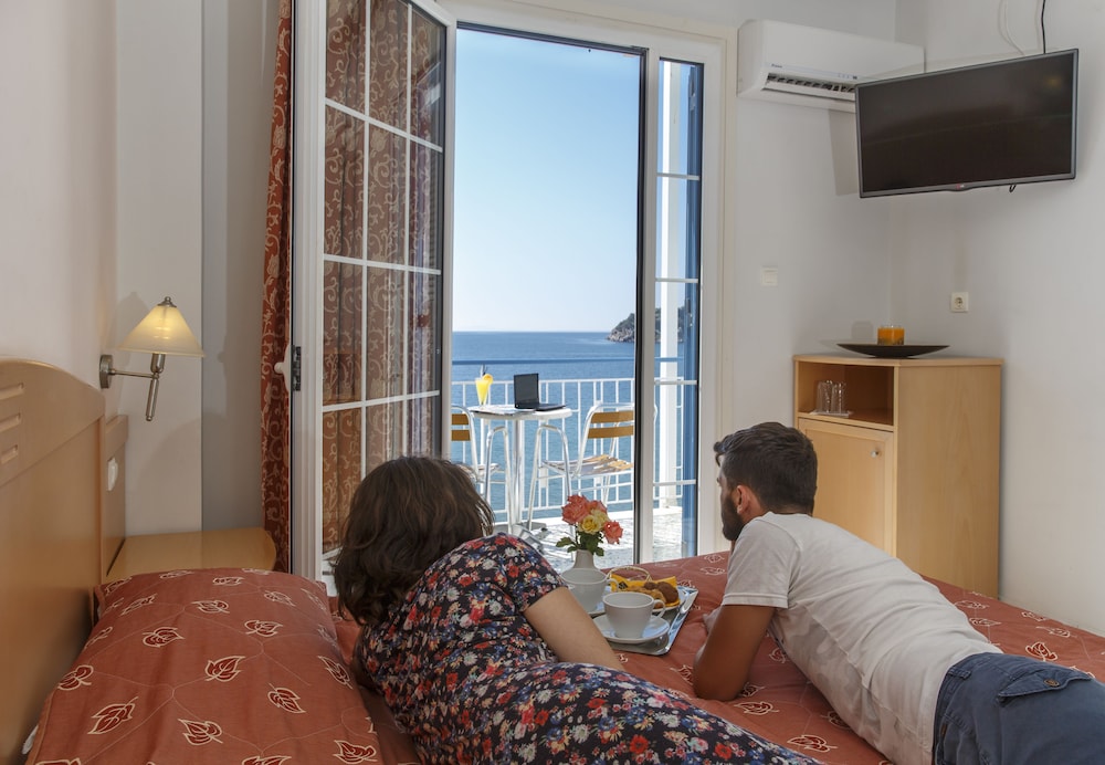 Standard Double Room, Sea View - Photo 6