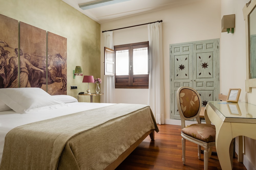 Standard Double or Twin Room - Photo 4