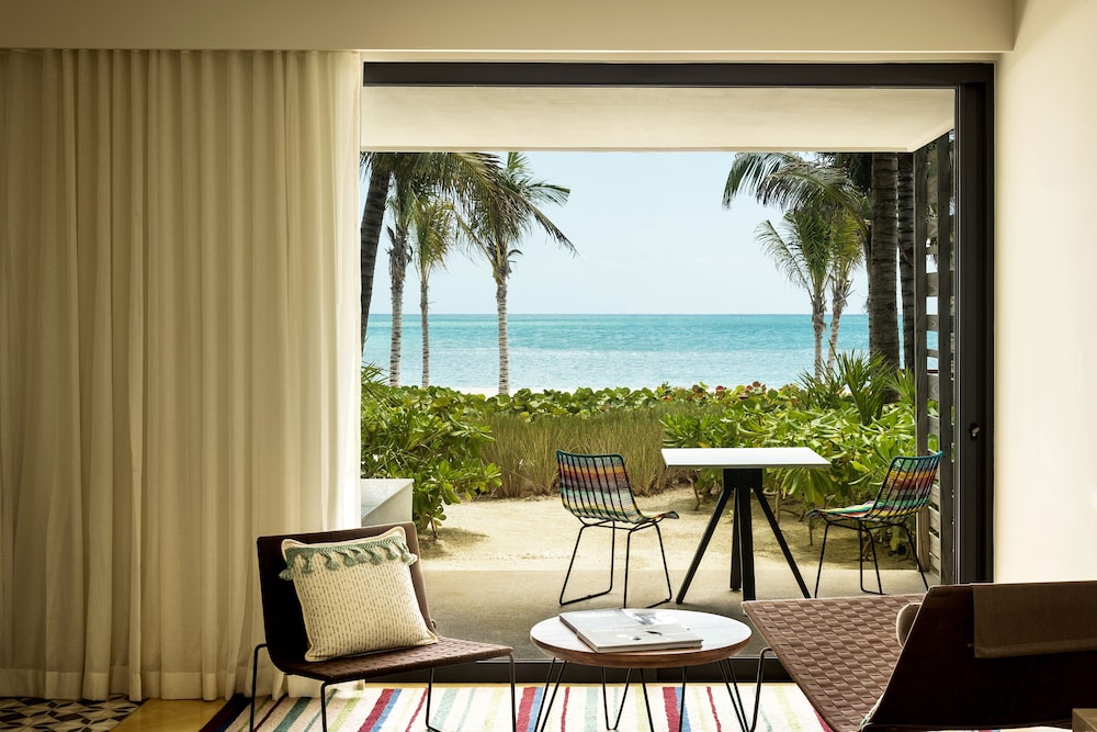 Beach Front Studio photo 1