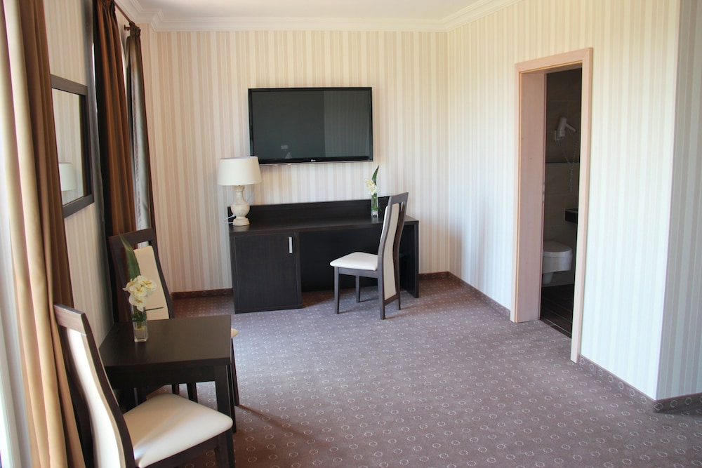 Superior Single Room, Lake View photo 1