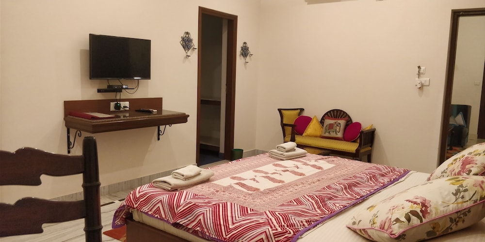 Super Deluxe Room - Photo 3