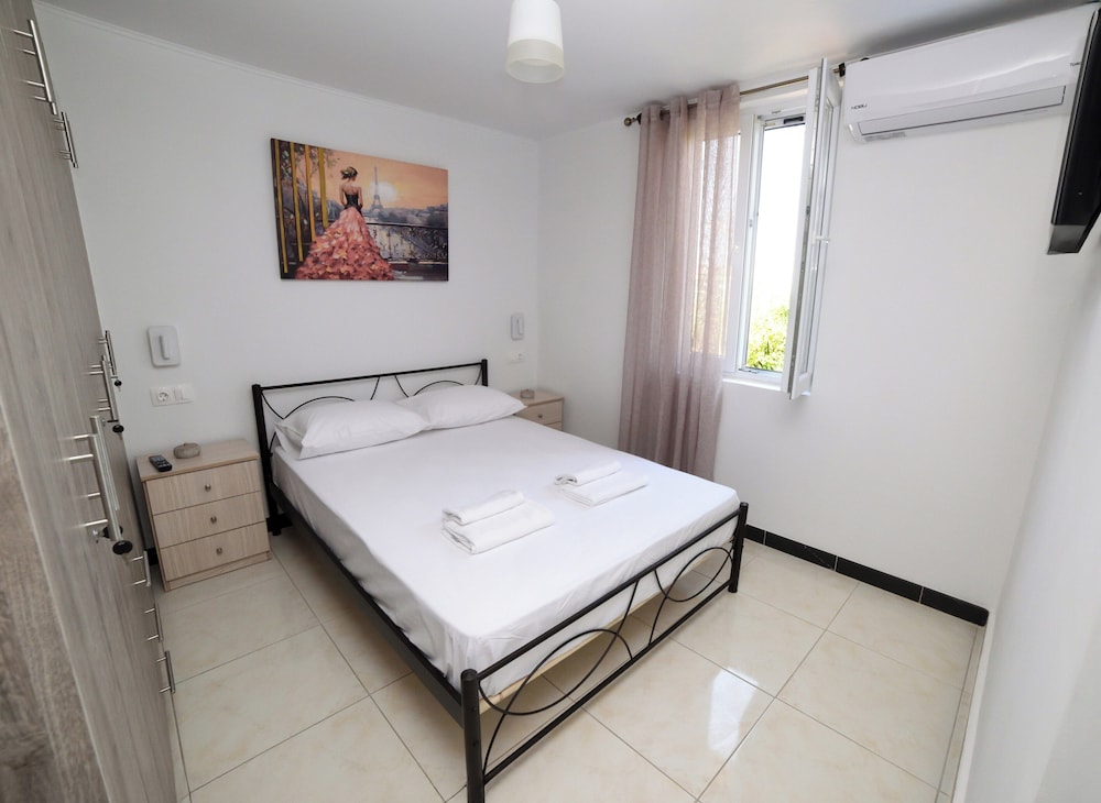 Basic Apartment