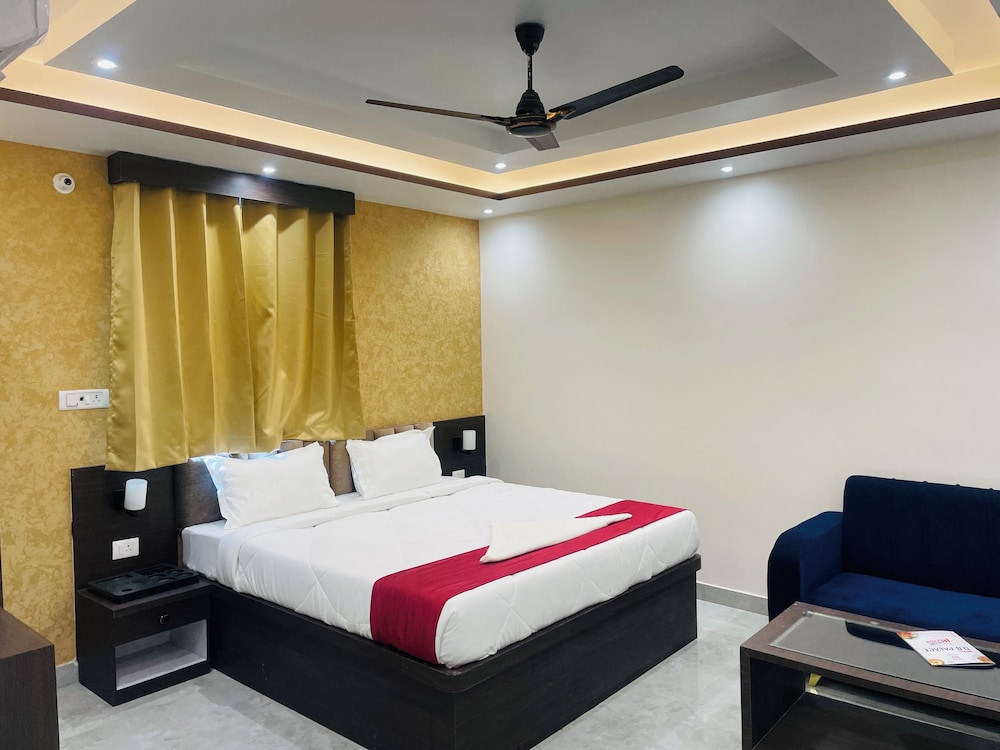 Superior Double or Twin Room, City View photo 2