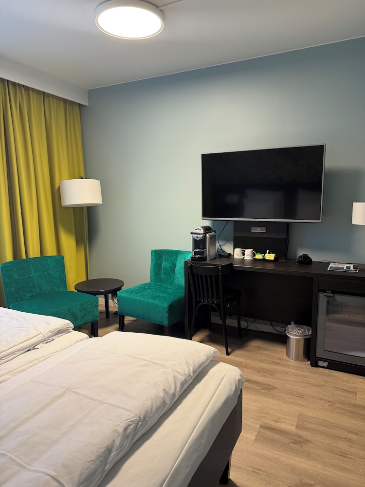 Room, Accessible - Photo 4