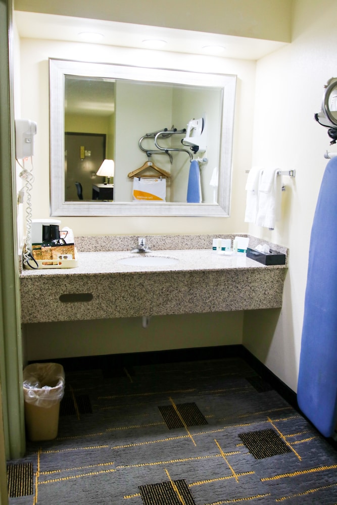 Quality Inn Cleveland North, Foto 5