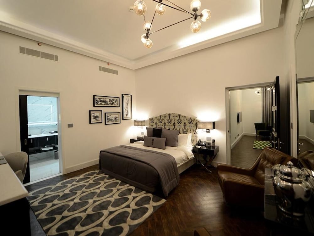 Deluxe Apartment photo 1