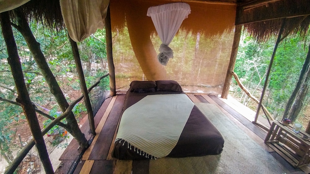 Tree House, 1 Double Bed (Palo Rosa) photo 1