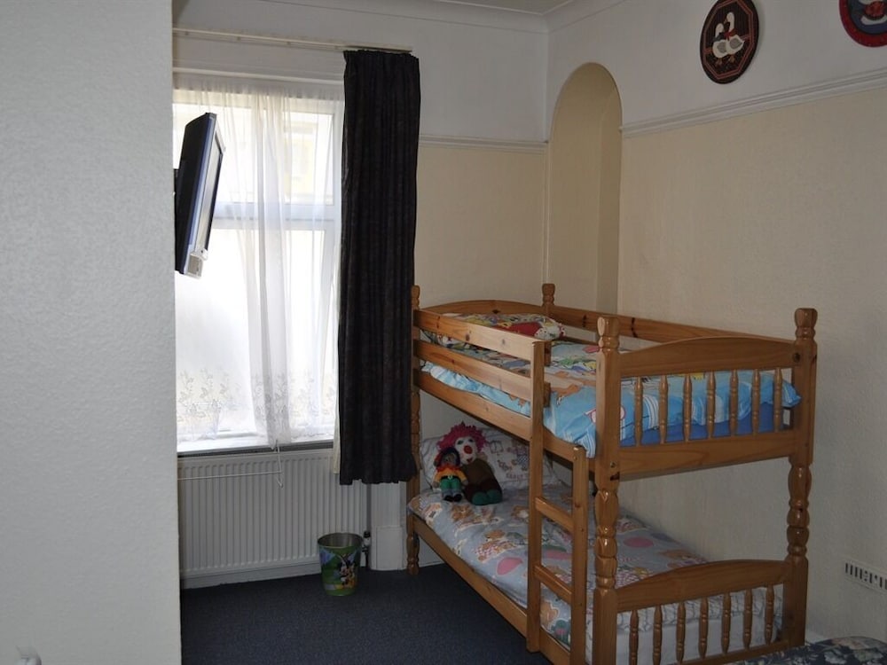 Basic Suite, Ensuite (RM2A tiered 2 bunks )