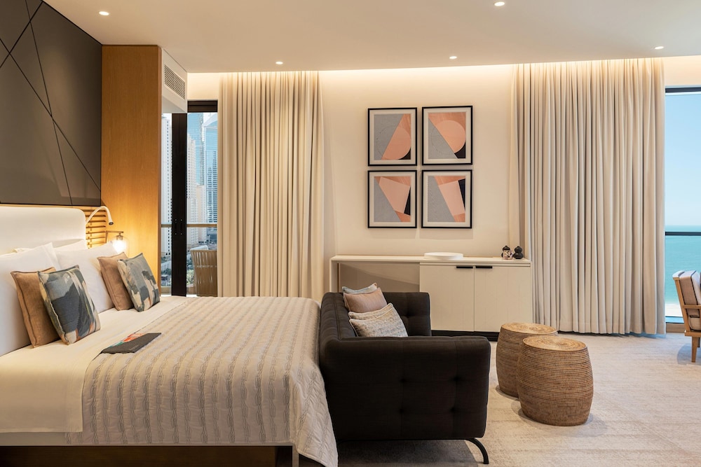 Royal Suite, 1 Bedroom (complimentary airport transfer) - Photo 5