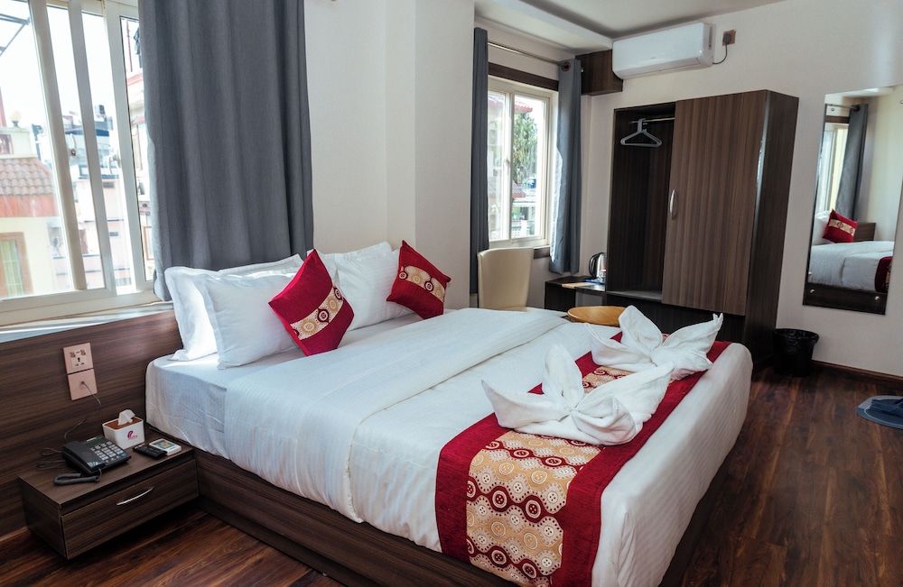Business Double Room, 1 Bedroom, City View