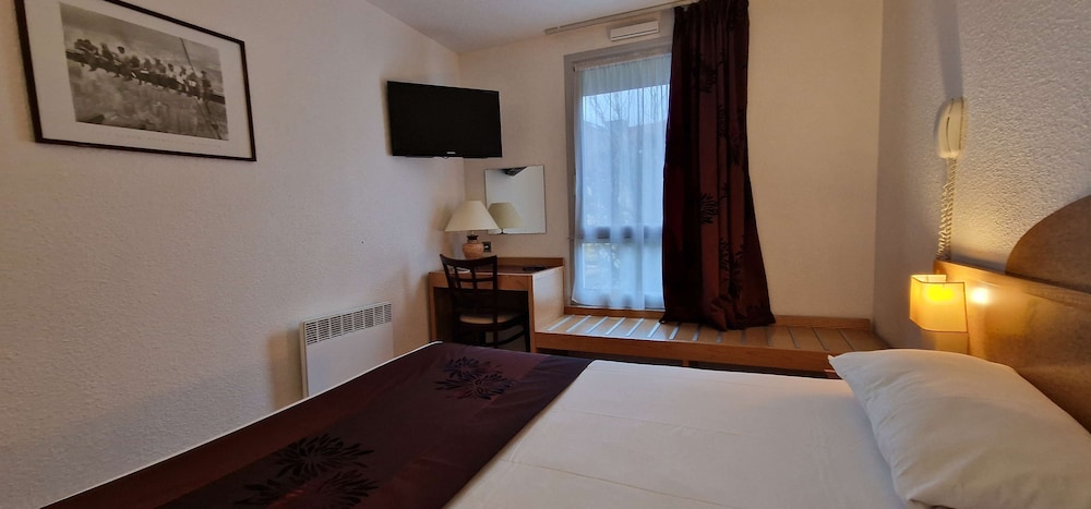 Standard Room, 1 Double Bed - Photo 2
