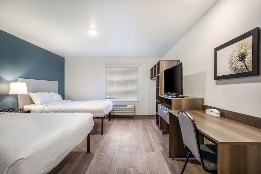 Standard Room, 2 Queen Beds, Non Smoking photo 1