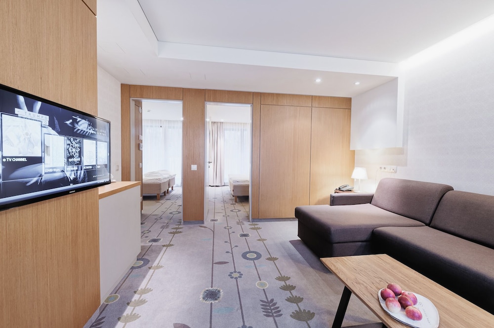 Family Suite (with Spa Access)