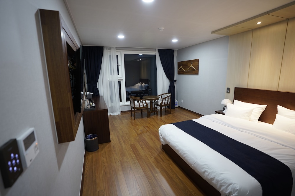 Standard Room - Photo 4