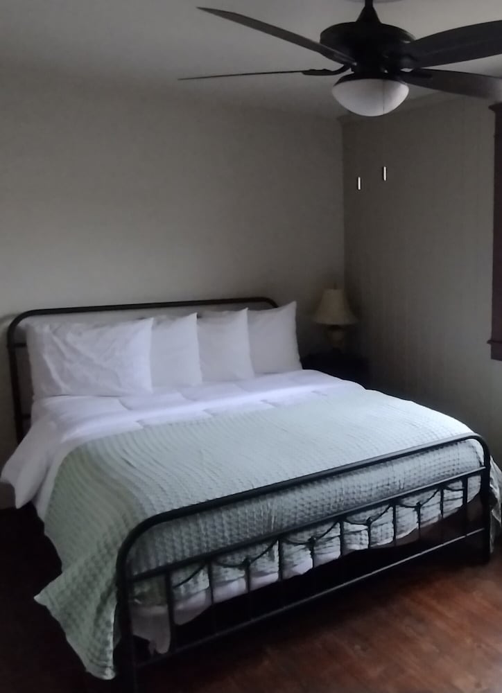 Upstairs Standard Single Room