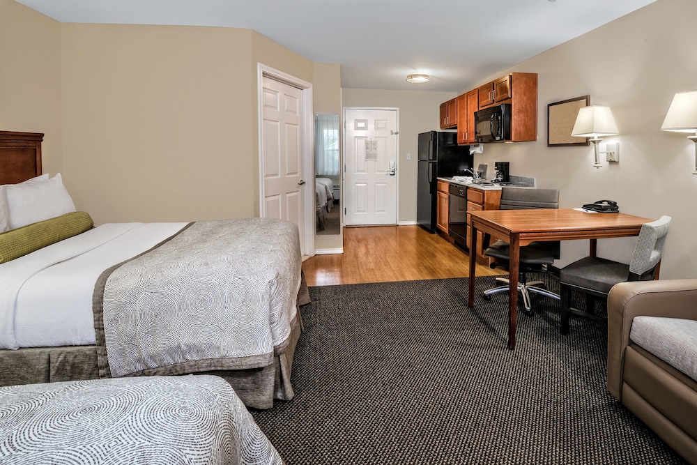 Studio Suite, 2 Double Beds, Non Smoking - Photo 4