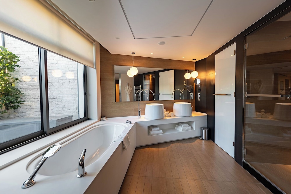 Codet Spa Suite thumbnail 6