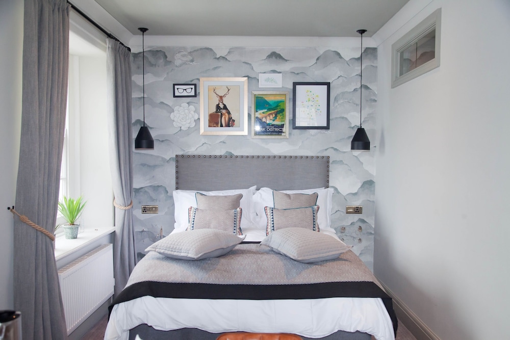 Superior Suite, Ensuite - Photo 1