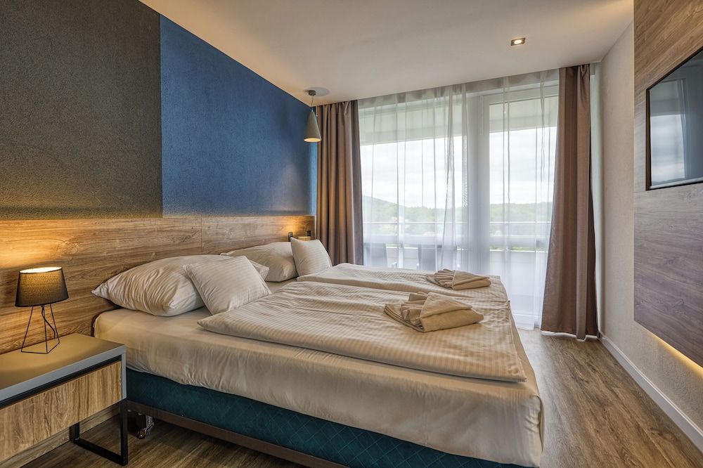 Superior Double Room, City View photo 1