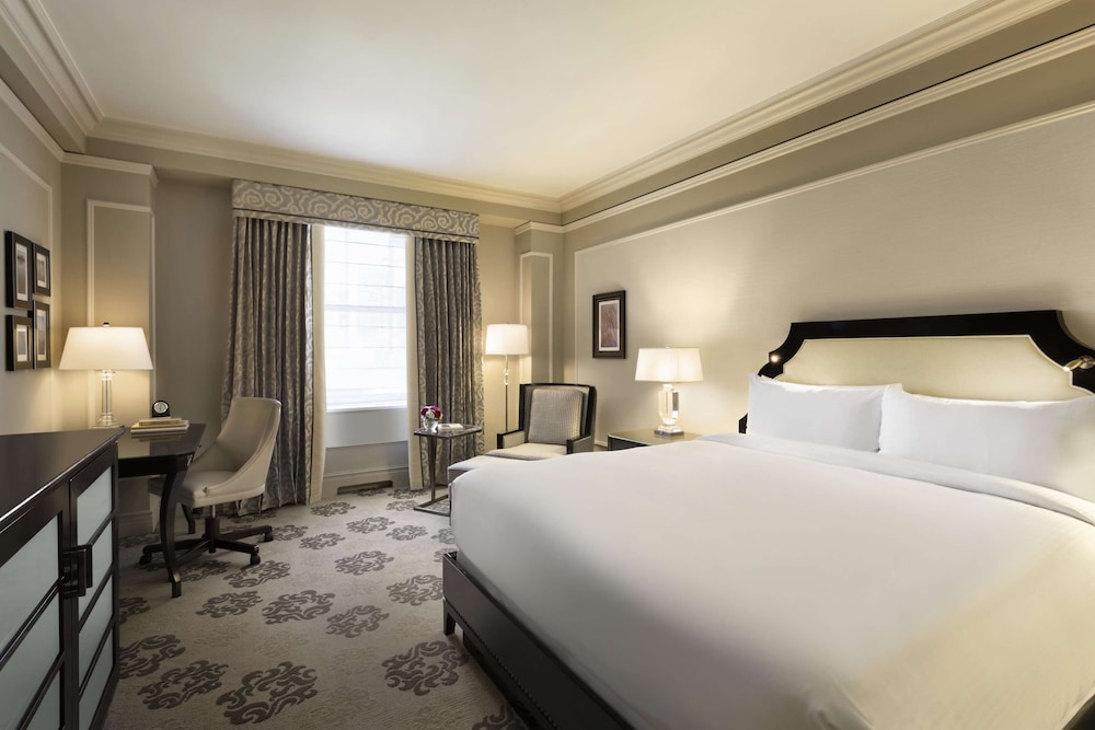 Signature Room, 1 Queen Bed