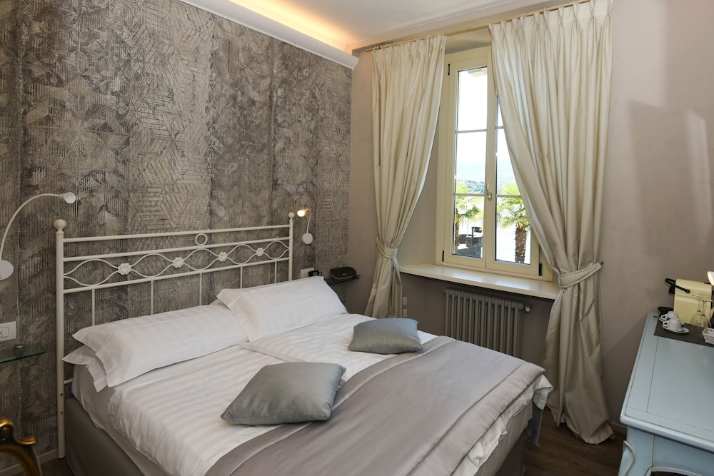 Comfort Double Room, Lake View photo 1