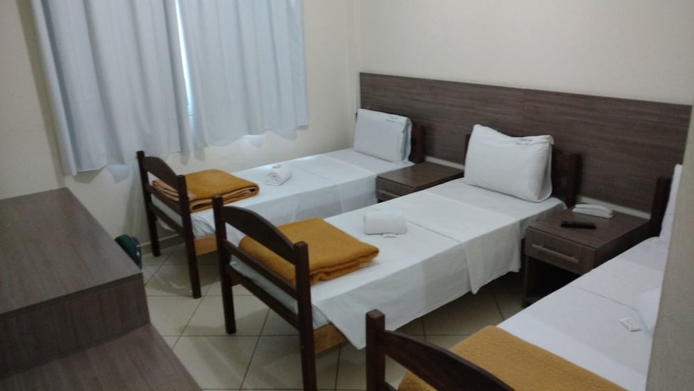 Basic Triple Room, 3 Twin Beds photo 2
