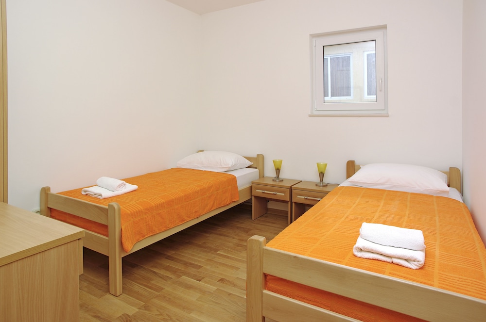 Apartment, 2 Bedrooms, Balcony, Sea View photo 1