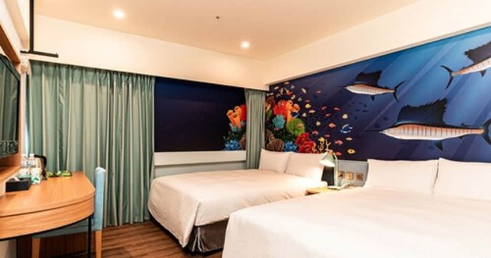 Deluxe Quadruple Room