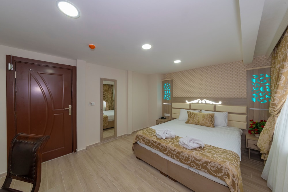 Standard Double Room, Balcony photo 3