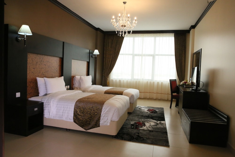 Deluxe Twin Room photo 3