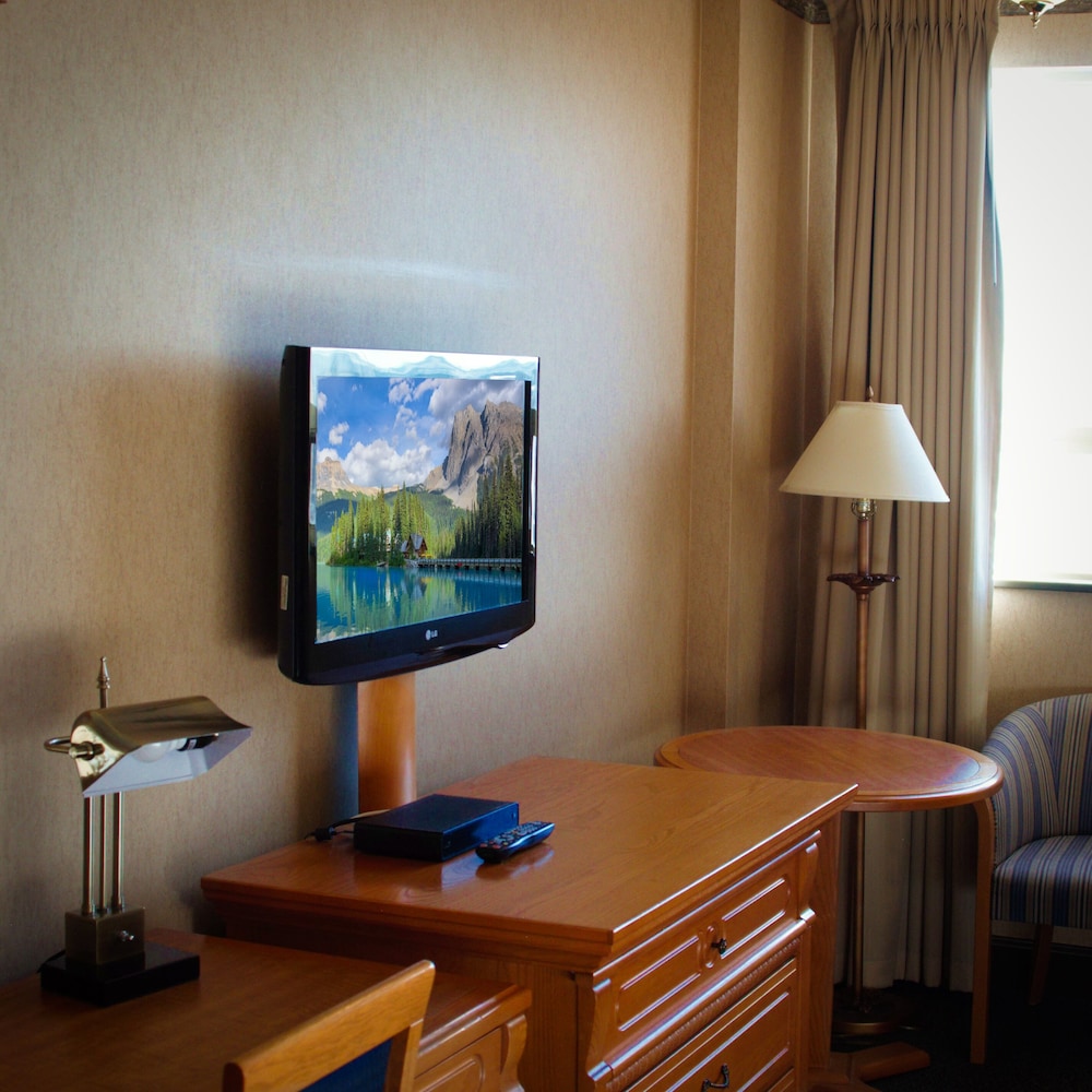 Premier Room, 2 Queen Beds, Tower - Photo 2