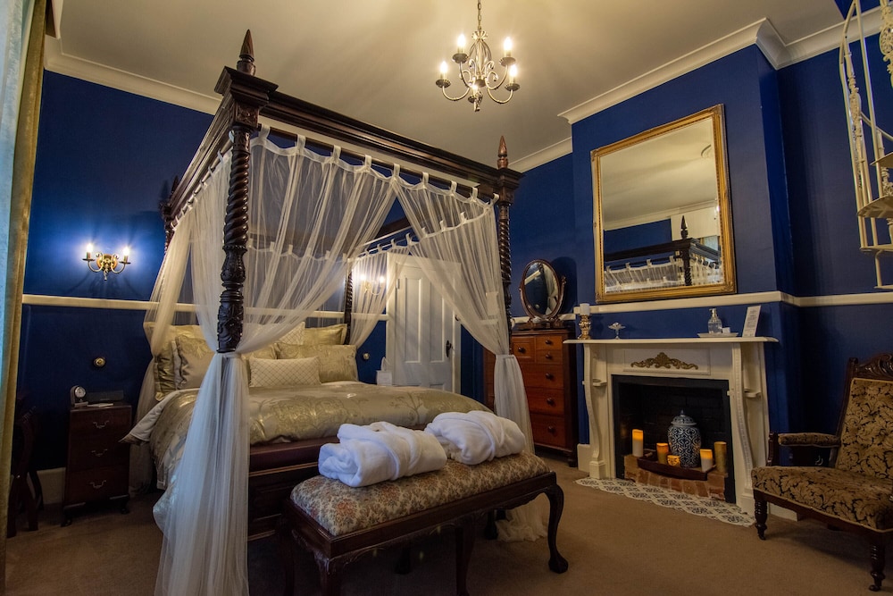 Standard Suite, 1 Bedroom, Non Smoking, Garden View (Suite 1) photo 1