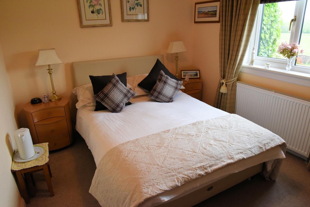 Double Room With Private External Bathroom photo 1