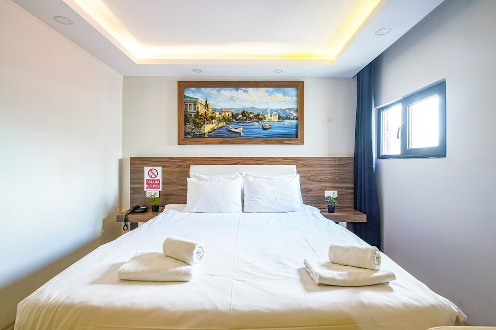 Elite Suite, 1 Queen Bed, City View photo 1