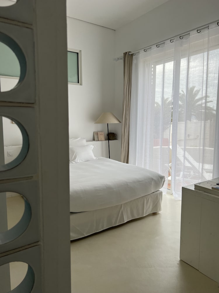 Deluxe Room Sea View photo 2