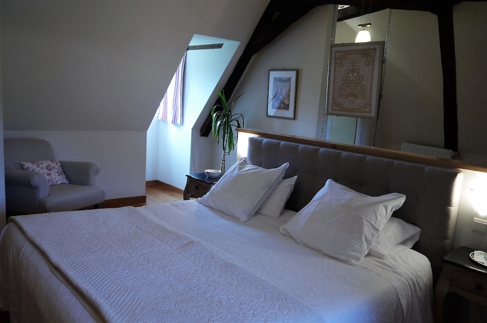 Double Room (Poeyaspe) photo 3